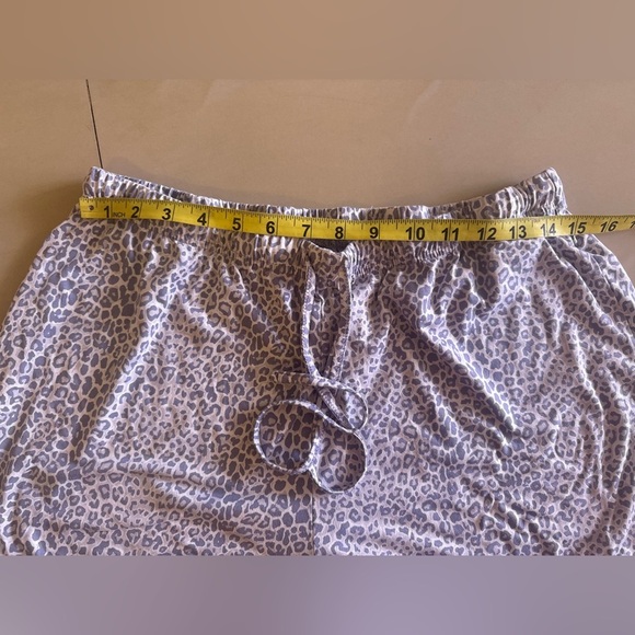 Rae Dunn Women's Polyester Elastic Waist Sleepwear Pajama Shorts Size X-Large - Picture 9 of 12